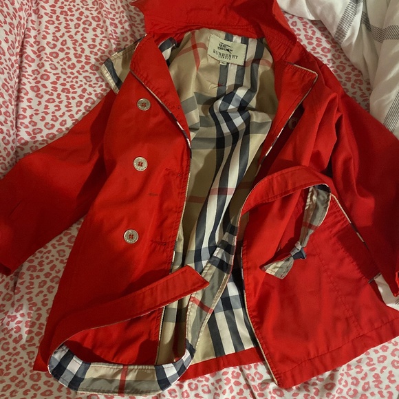 Burberry coat/rain coat